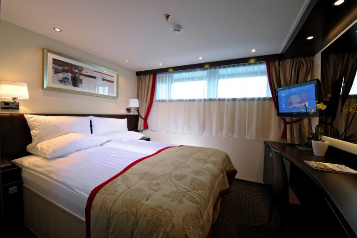 Deluxe Stateroom on Avalon Panorama