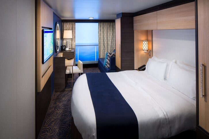 Connecting Interior with Virtual Balcony cabin on Anthem of the Seas