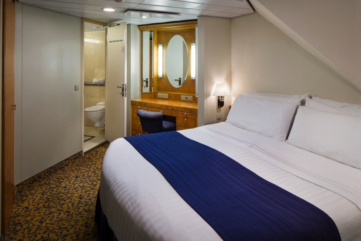Owner's Suite - 2 Bedroom on Serenade of the Seas