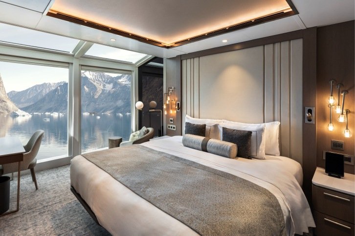 Master Suite on Silver Endeavour