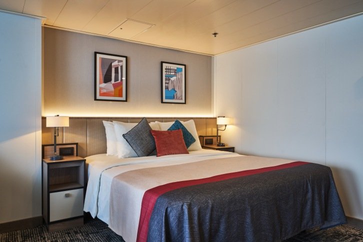 Family Junior Suite on Marella Discovery 2
