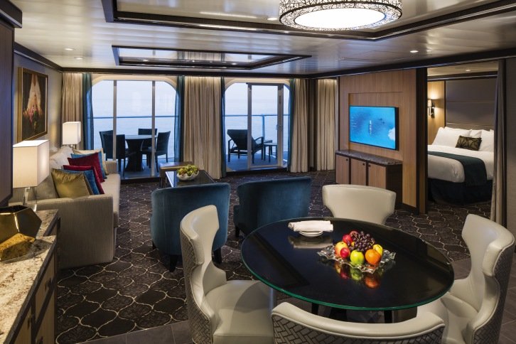 Owner's Suite - 1 Bedroom on Symphony of the Seas