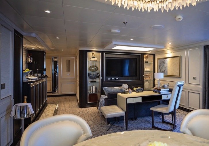 Signature Suite on Seven Seas Splendor