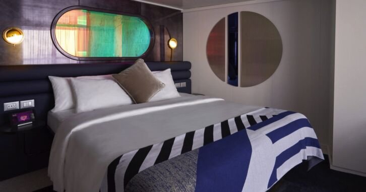 Seriously Suite on Scarlet Lady