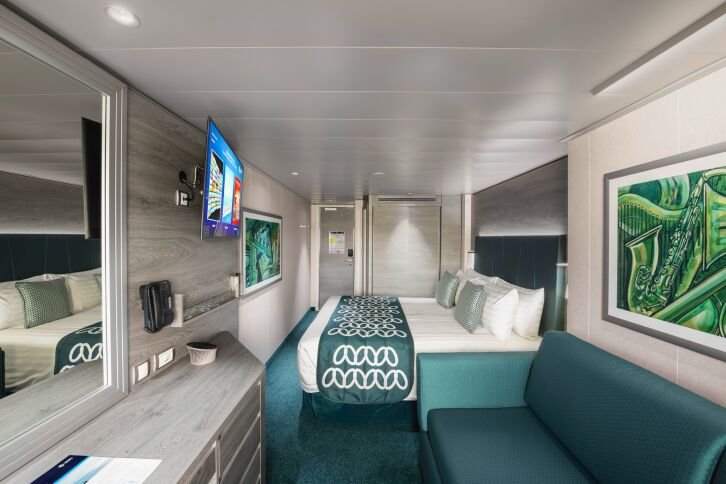 Deluxe Ocean View cabin on MSC Virtuosa