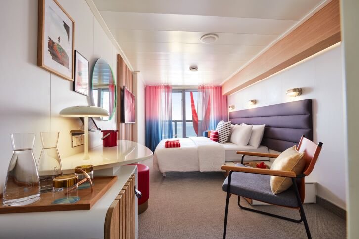 XL Sea Terrace cabin on Resilient Lady