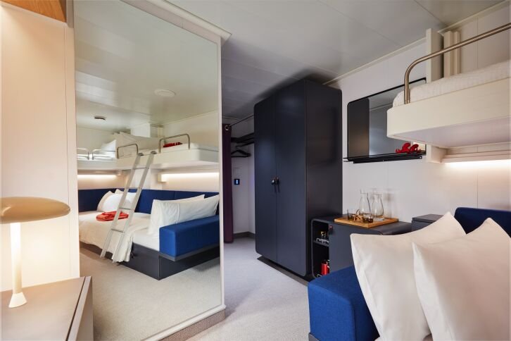 Social Insider cabin on Resilient Lady