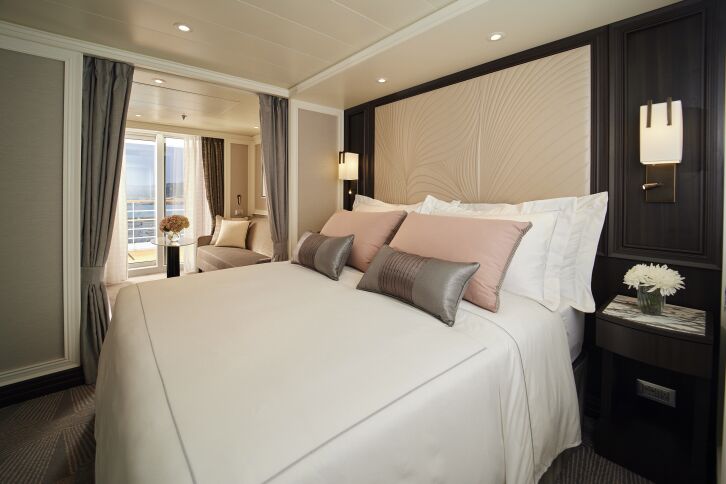 Deluxe Veranda Suite on Seven Seas Grandeur