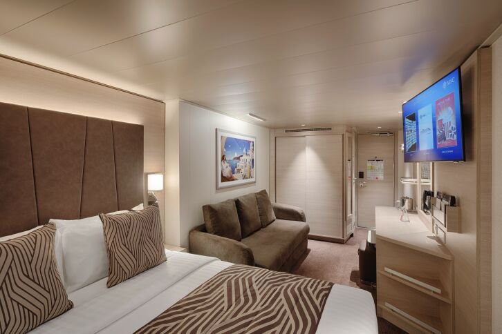 Deluxe Balcony cabin on MSC World America