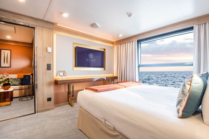 Deluxe Horizon Suite on World Voyager