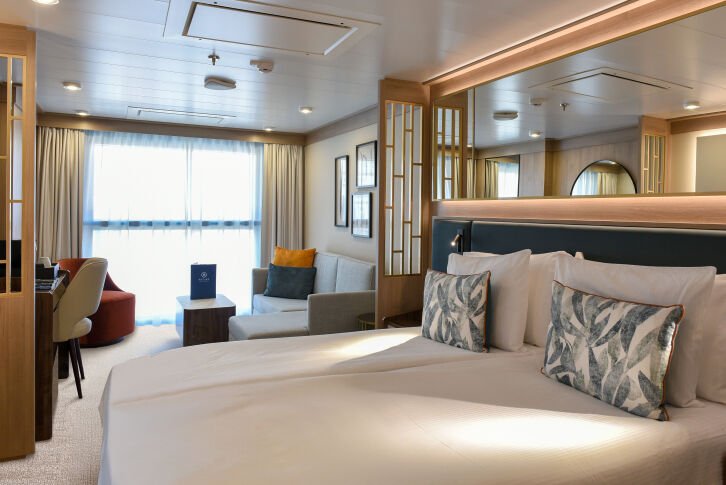 Veranda Suite Guarantee on World Voyager