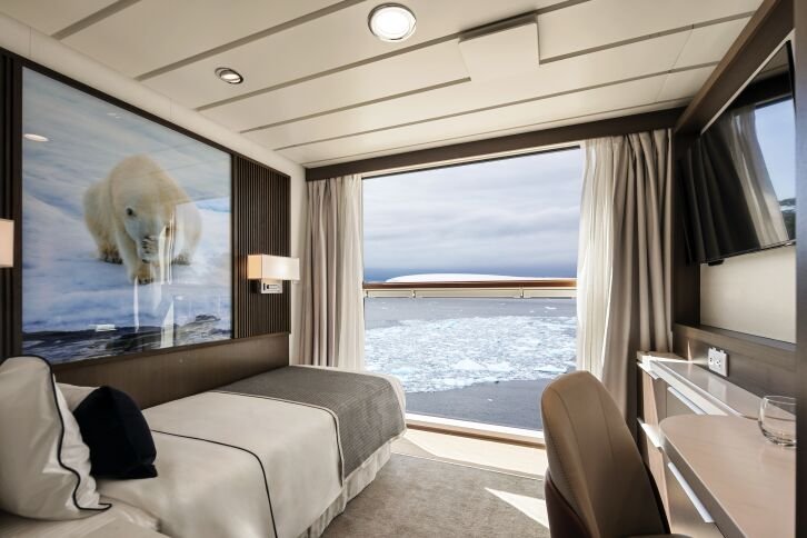 Aurora Stateroom Superior Single on Douglas Mawson
