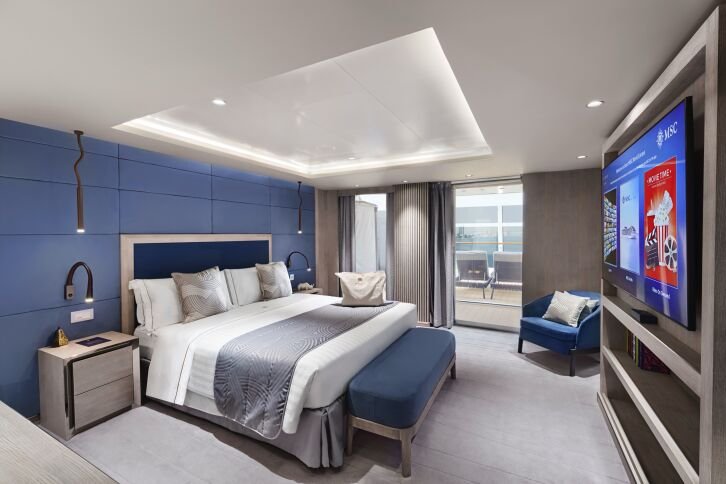 MSC Yacht Club Owner's Suite with Whirlpool Bath on MSC World Asia