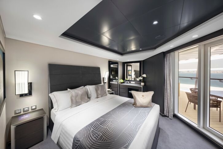 MSC Yacht Club Royal Suite with Whirlpool Bath on MSC World Asia
