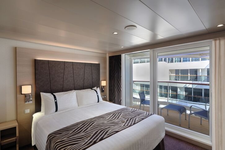 Junior Suite Aurea with Promenade & Ocean View on MSC World Asia