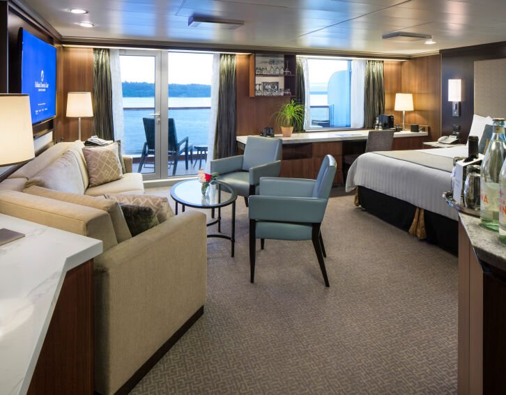 Neptune Suite on Nieuw Amsterdam